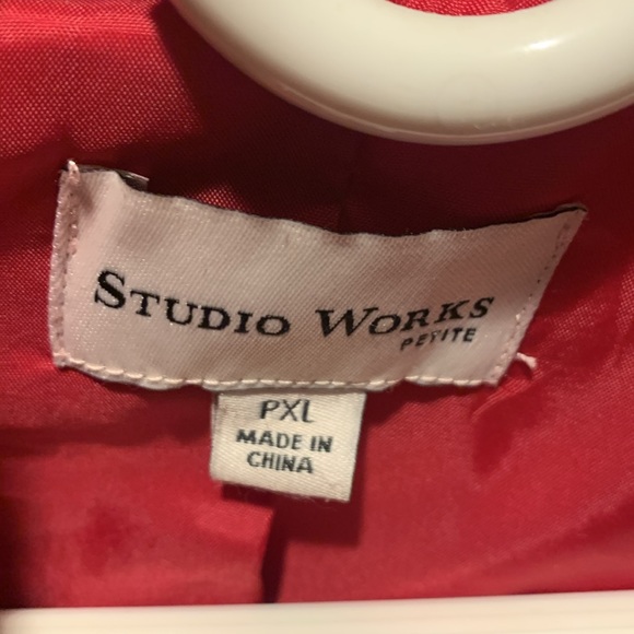 Jacket - Picture 5 of 5